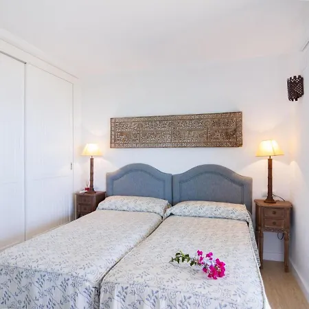 Ref 8 Cabo Espartel Farm stay *