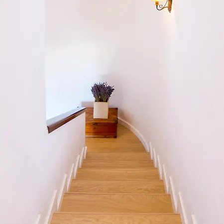 Ref 8 Cabo Espartel Farm stay *